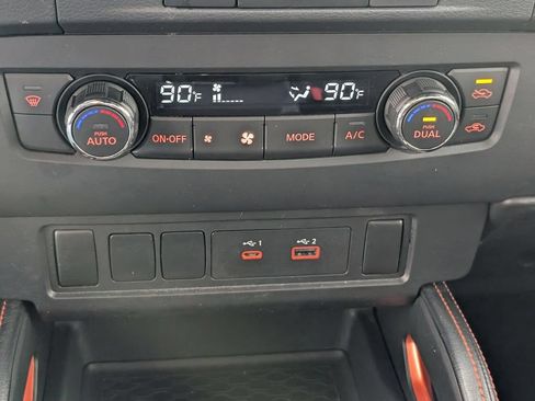 Used 2024 Nissan Frontier PRO-4X AWD/4WD image 22