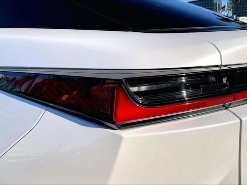 Used 2023 Lexus RZ 450e Premium image 27