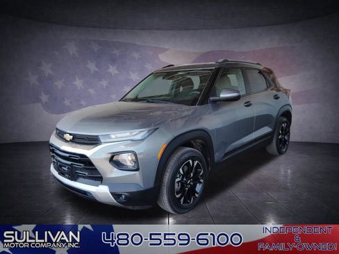 Used 2021 Chevrolet TrailBlazer LT AWD/4WD image 1