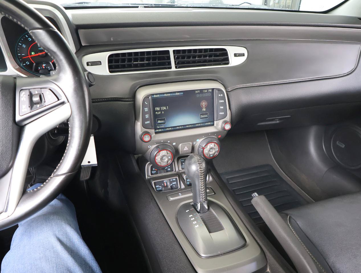 Used 2013 Chevrolet Camaro LT RWD image 40