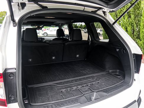 Used 2025 Honda Passport TrailSport image 32