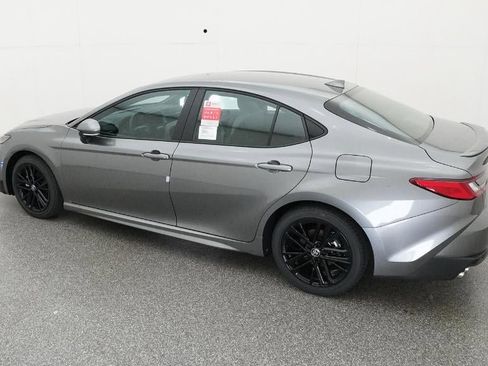 New 2026 Toyota Camry SE image 4