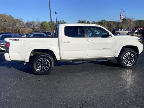 Certified 2022 Toyota Tacoma TRD Sport w/ TRD Premium Sport Package image 18
