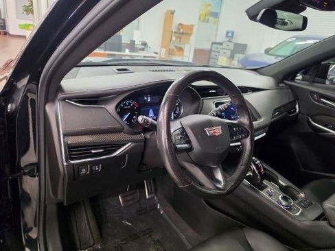 Used 2020 Cadillac XT4 Sport w/ Cold Weather Package AWD/4WD image 14