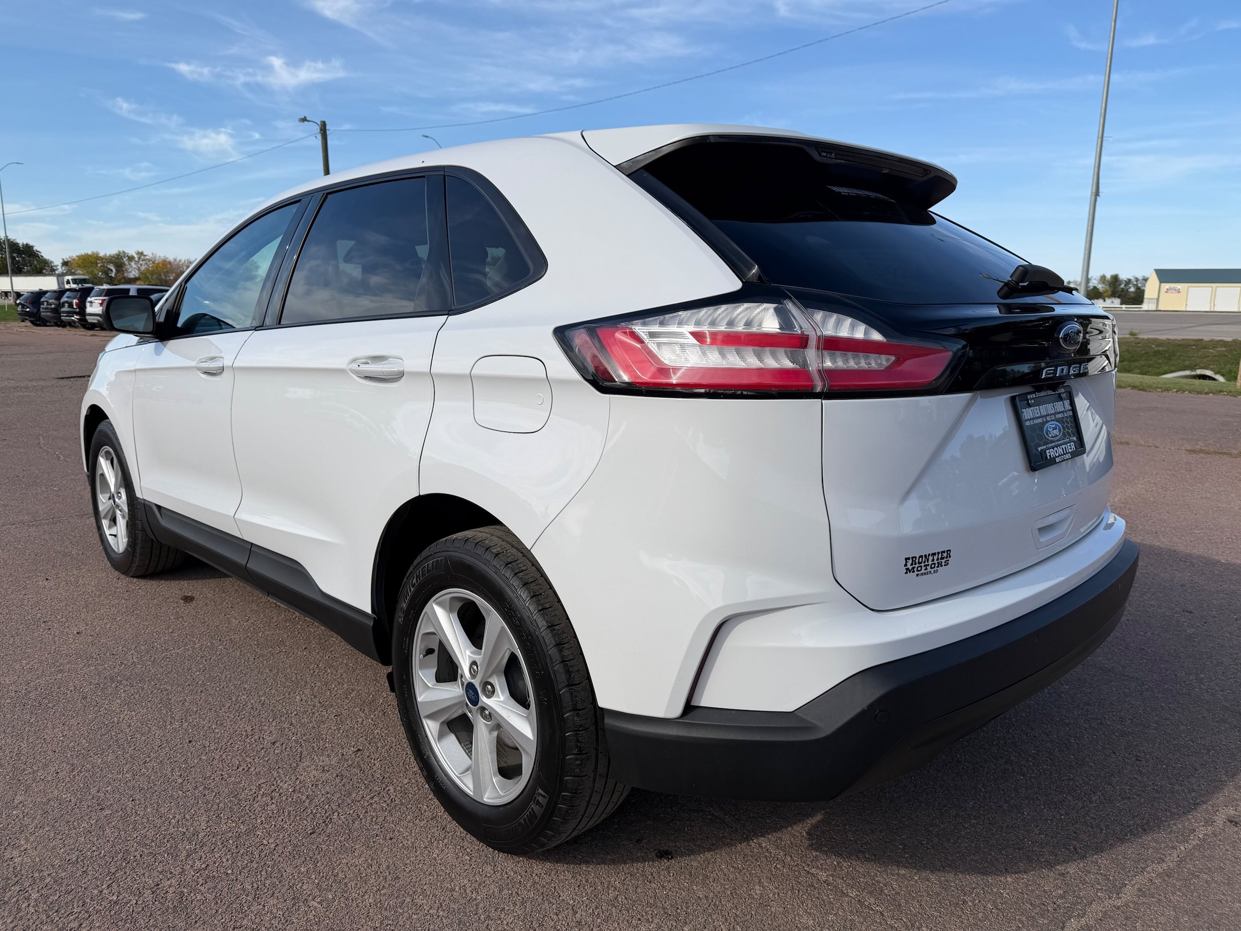 Used 2021 Ford Edge SE FWD image 7