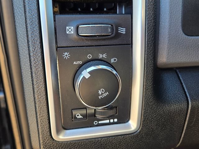 Used 2015 RAM 2500 Power Wagon w/ Luxury Group AWD/4WD image 30