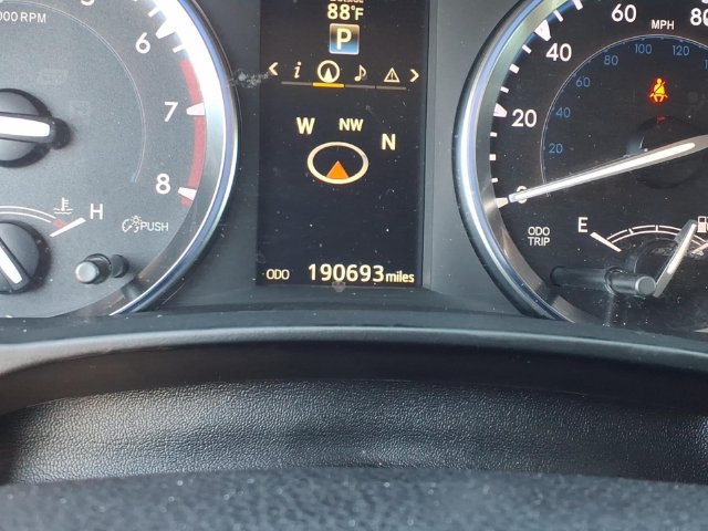 Used 2016 Toyota Highlander Limited FWD image 37