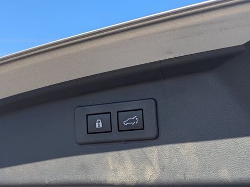 Used 2025 Subaru Outback Onyx Edition image 32