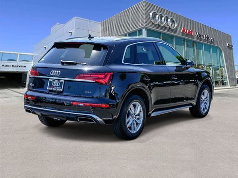 Used 2023 Audi Q5 2.0T Premium w/ Convenience Package AWD/4WD image 4
