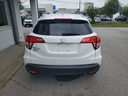 Used 2018 Honda HR-V EX-L image 9