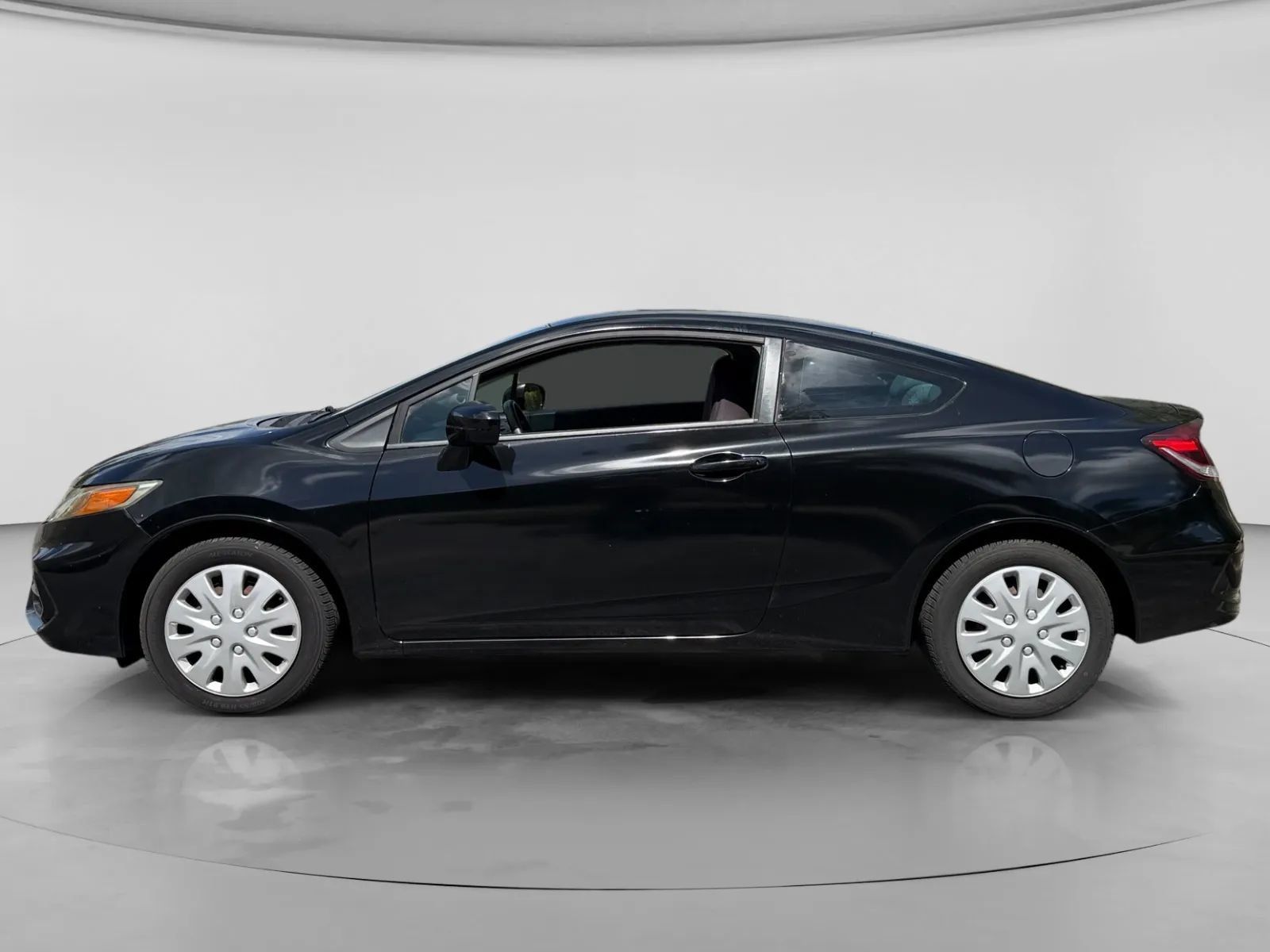 Used 2014 Honda Civic LX image 2