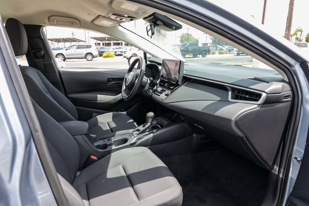 Used 2024 Toyota Corolla LE FWD image 22