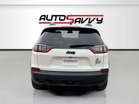 Used 2022 Jeep Cherokee Latitude w/ Trailer Tow Group AWD/4WD image 6