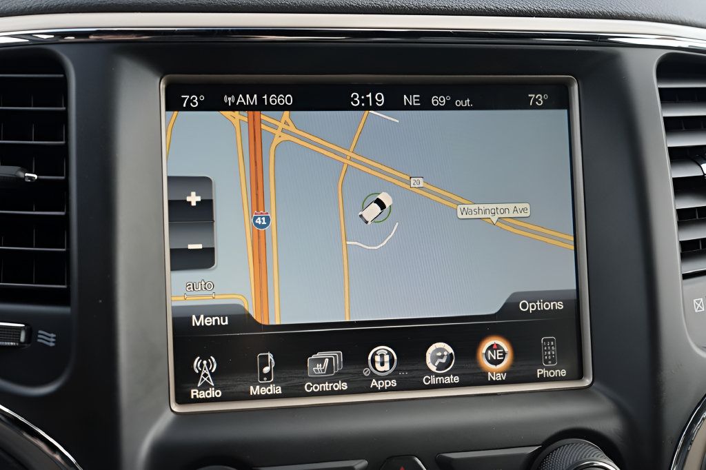 Used 2017 Jeep Grand Cherokee Limited w/ Luxury Group II AWD/4WD image 37