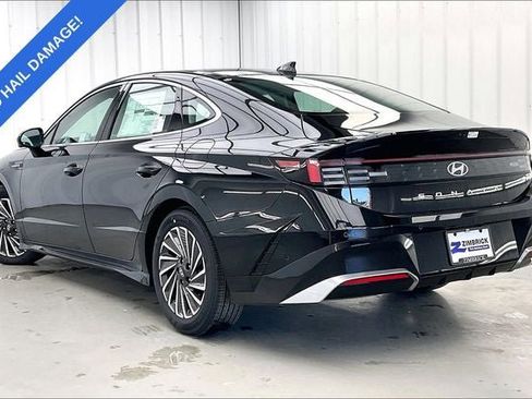 Used 2025 Hyundai Sonata Limited FWD image 5