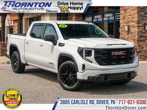 Used 2023 GMC Sierra 1500 Elevation w/ X31 Off-Road Package AWD/4WD image 1