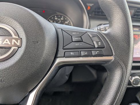 Used 2024 Nissan Kicks SV image 42