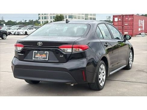 Certified 2024 Toyota Corolla LE FWD image 6