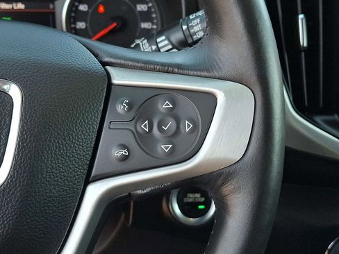 Certified 2022 GMC Terrain SLT w/ Infotainment Package II image 23