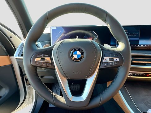 New 2026 BMW X5 sDrive40i w/ Premium Package image 8