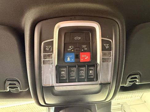 Certified 2023 RAM 1500 Laramie image 27