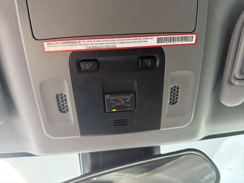Used 2023 Toyota Camry LE FWD image 5