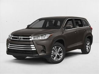 Used 2018 Toyota Highlander LE FWD video 1