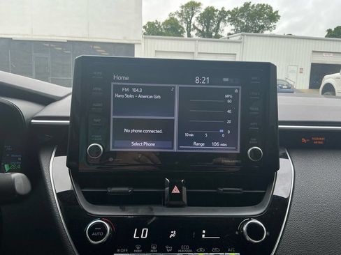 Used 2022 Toyota Corolla LE FWD image 26