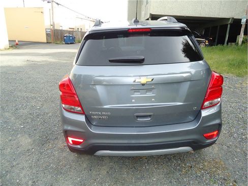 Used 2019 Chevrolet Trax LT w/ LT Convenience Package AWD/4WD image 6