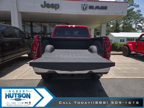 Used 2026 RAM 2500 Big Horn AWD/4WD image 9