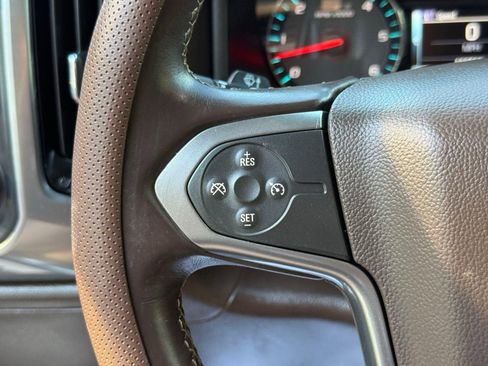 Used 2017 Chevrolet Silverado 1500 LTZ Z71 AWD/4WD image 38