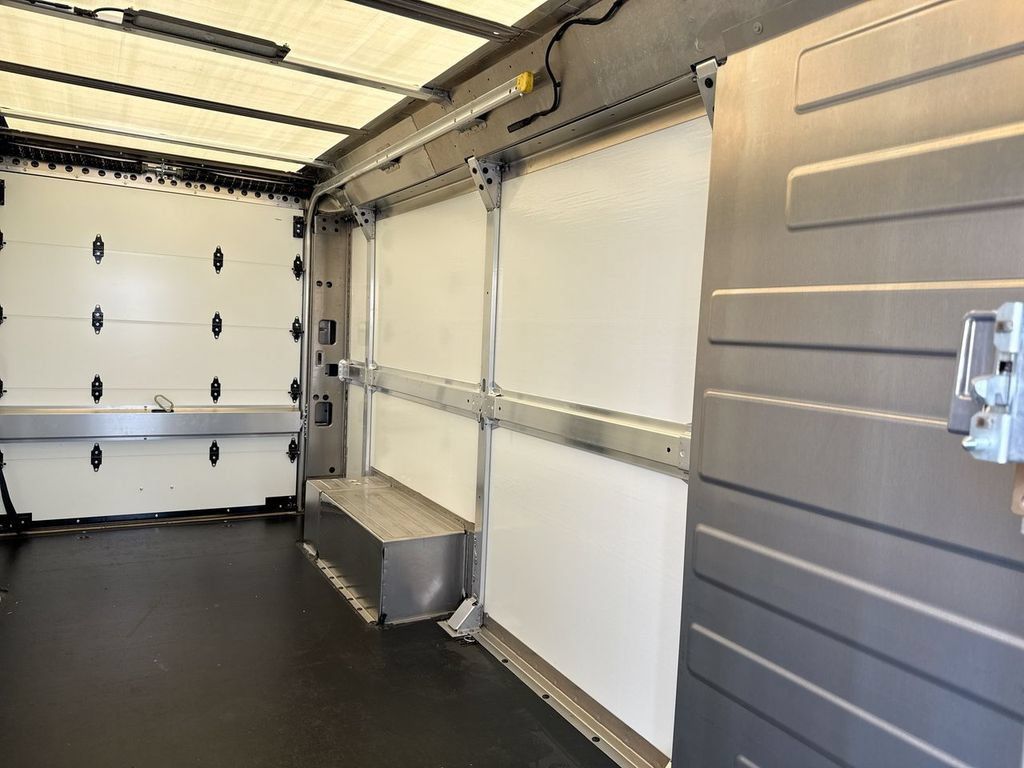 Used 2024 Chevrolet Brightdrop 600 w/ Battery Pack, Max Range AWD/4WD image 41