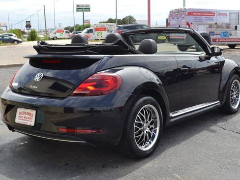 Used 2019 Volkswagen Beetle 2.0T S FWD image 7