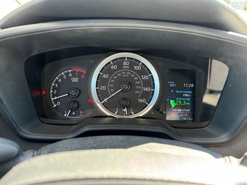 Used 2020 Toyota Corolla LE image 12