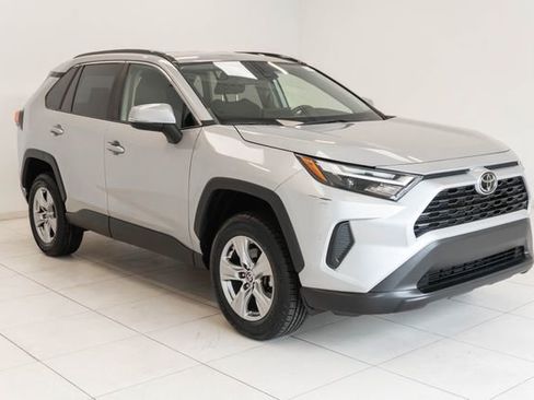 Used 2024 Toyota RAV4 XLE FWD image 8