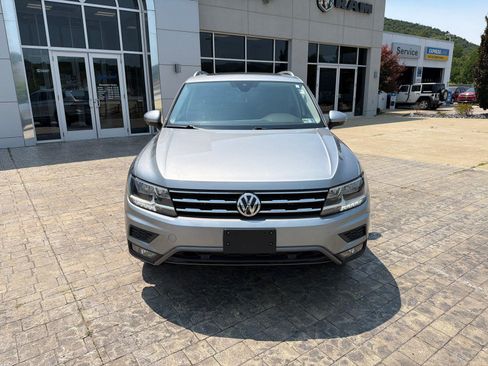 Used 2020 Volkswagen Tiguan SEL AWD/4WD image 4