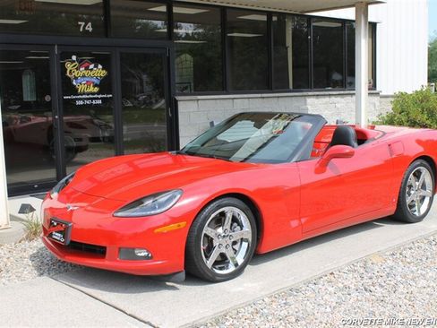 Used 2007 Chevrolet Corvette Convertible w/ Preferred Equipment Group RWD image 8