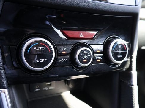 Used 2024 Subaru Forester Touring w/ Convenience Package image 39