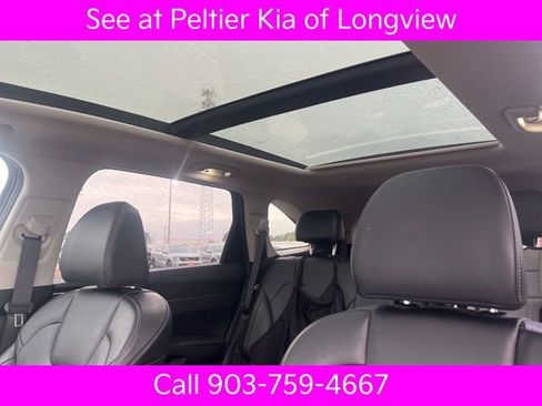 Certified 2025 Kia Sorento S w/ Panoramic Sunroof Package FWD image 13