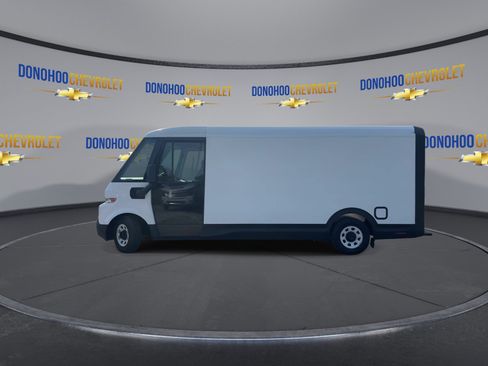 Used 2024 Chevrolet Brightdrop 600 w/ Commercial Equipment Package AWD/4WD image 8