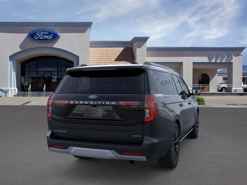 New 2025 Ford Expedition Max Platinum w/ Driver's Package image 8