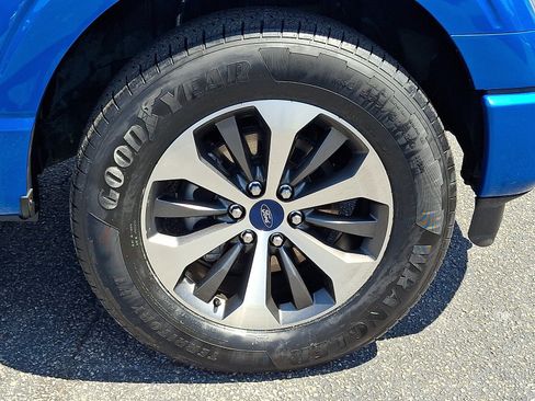 Certified 2021 Ford F150 XL w/ STX Appearance Package AWD/4WD image 8