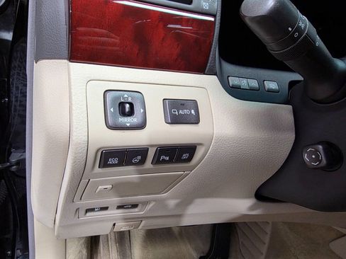 Used 2010 Lexus LS 460 image 18