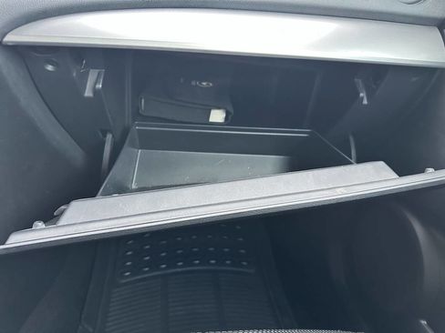 Used 2012 MAZDA MAZDA3 i Touring image 37