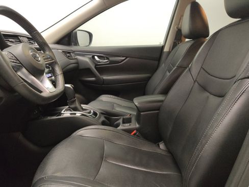Used 2020 Nissan Rogue SL w/ Premium Package FWD image 17