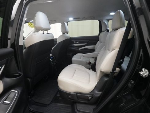 Used 2021 Subaru Ascent Limited w/ Popular Package #4 image 16