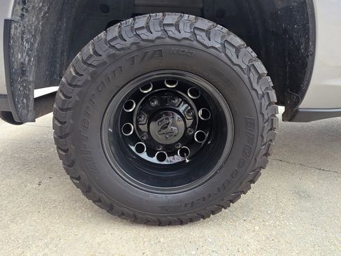 Used 2024 RAM 3500 Laramie w/ Night Edition image 23