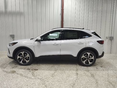 New 2026 Ford Escape ST-Line Select w/ Tech Pack #2 AWD/4WD image 10