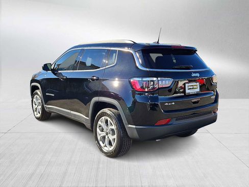New 2026 Jeep Compass Latitude image 6