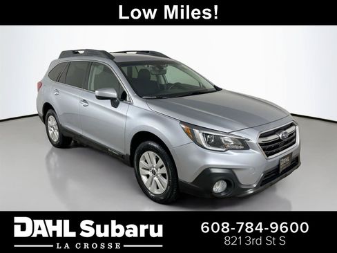 Used 2019 Subaru Outback 2.5i Premium AWD/4WD image 1